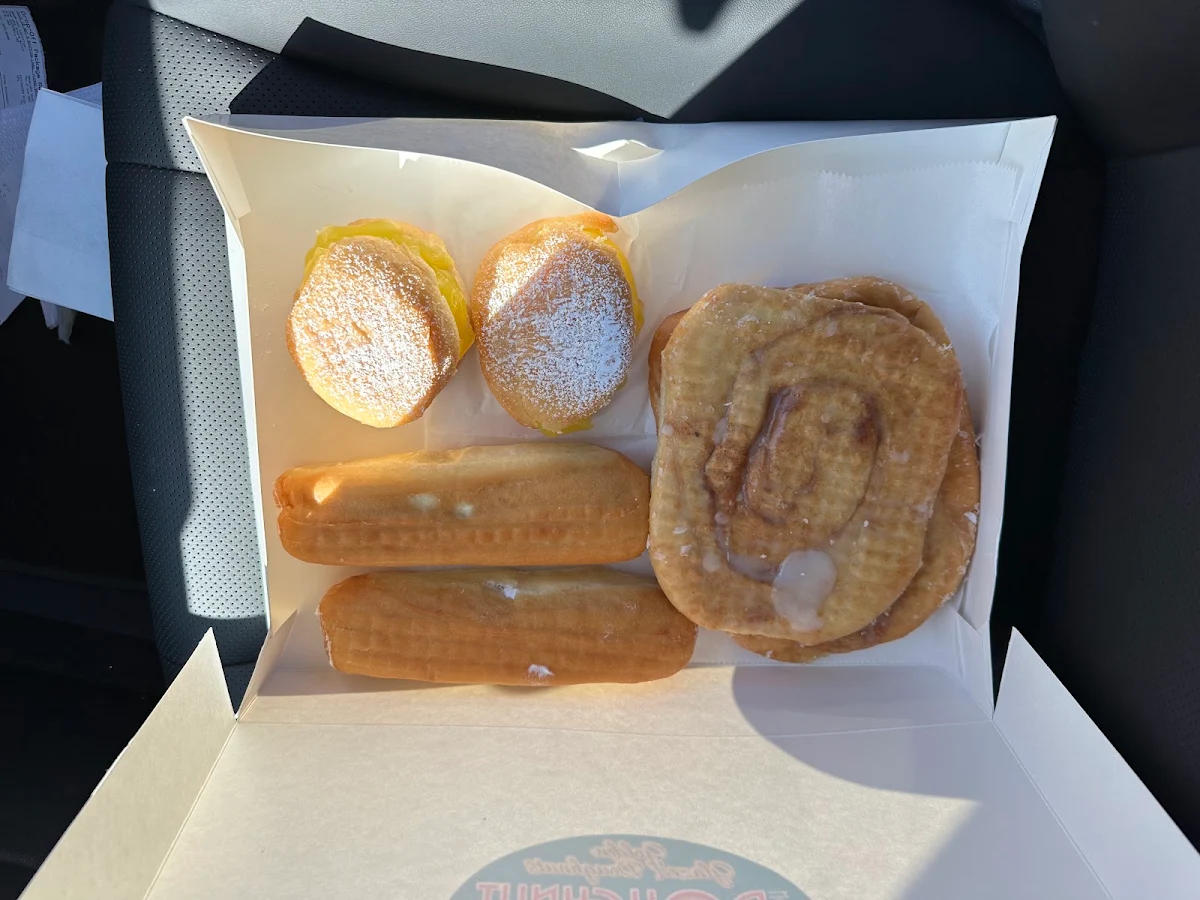 Honey Bun Long John Jelly Rolls
