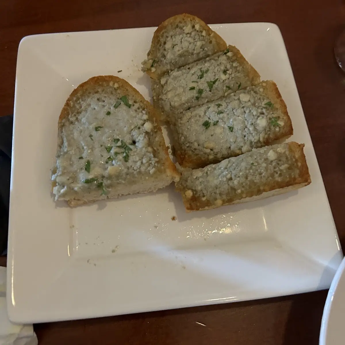 Gorgonzola Garlic Bread