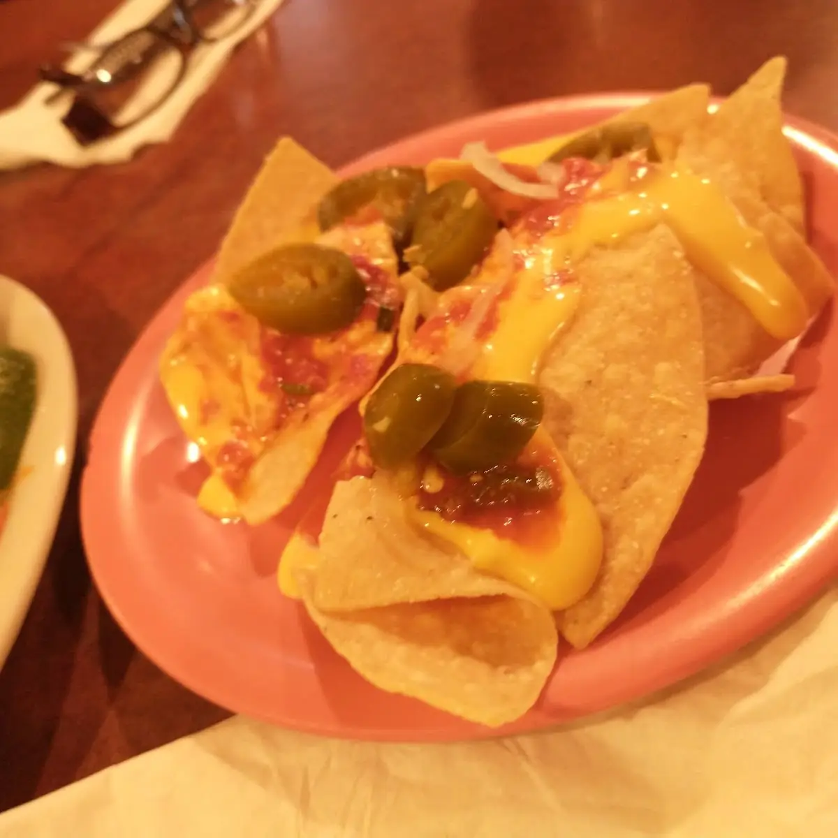 Chips & Salsa Con Quesadilla