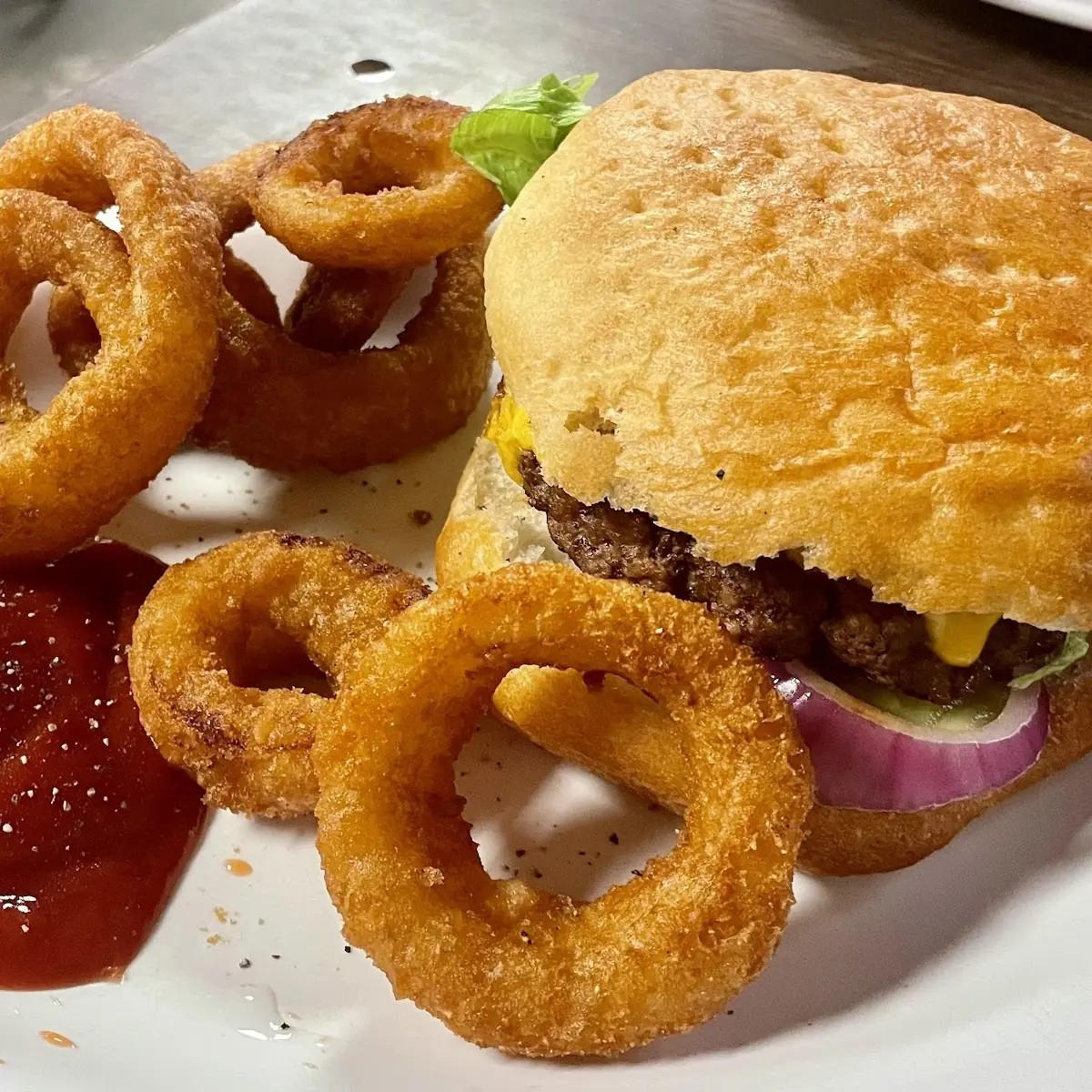 Bacon Cheeseburger with Onion Rings