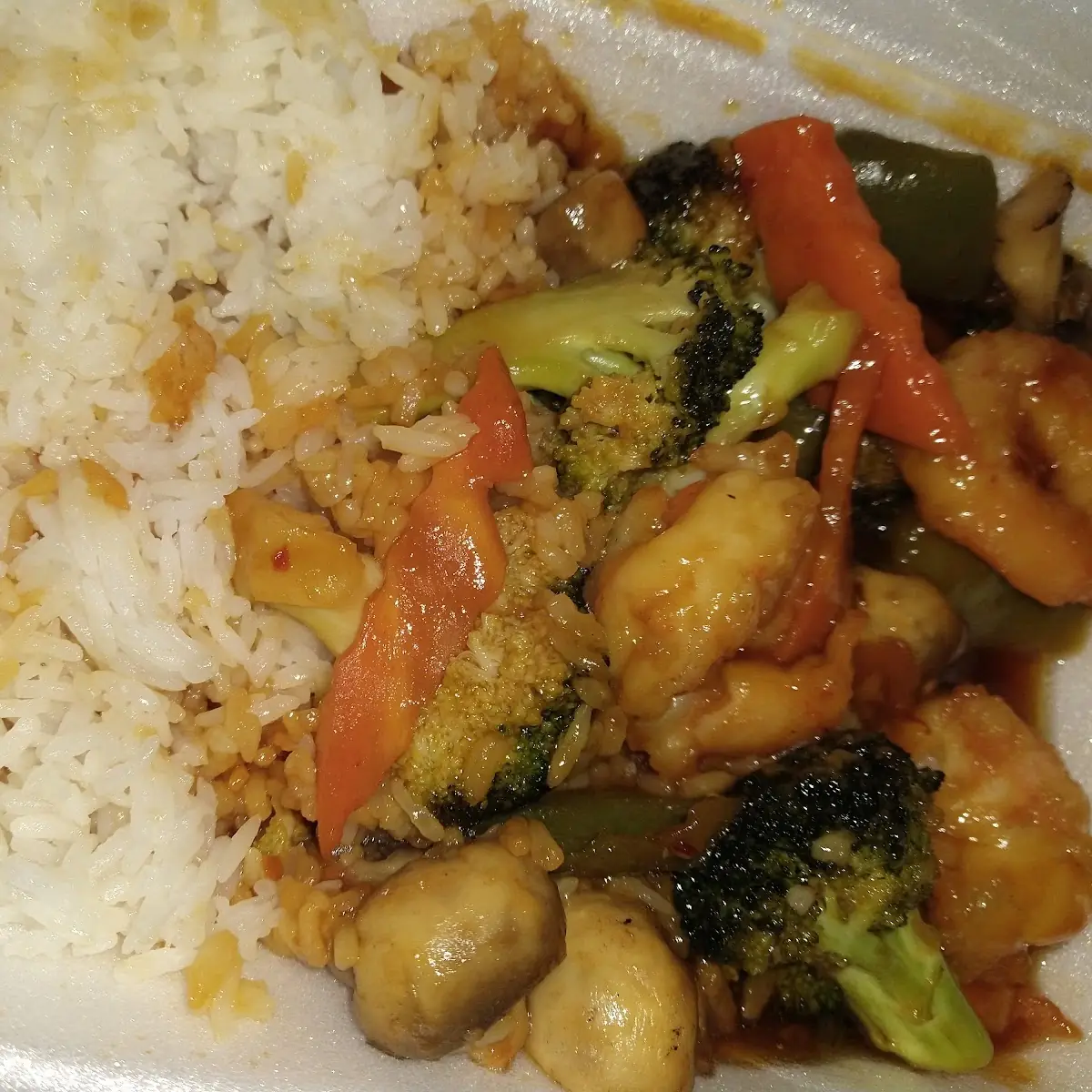 Shrimp in Garlic Sauce with White Rice