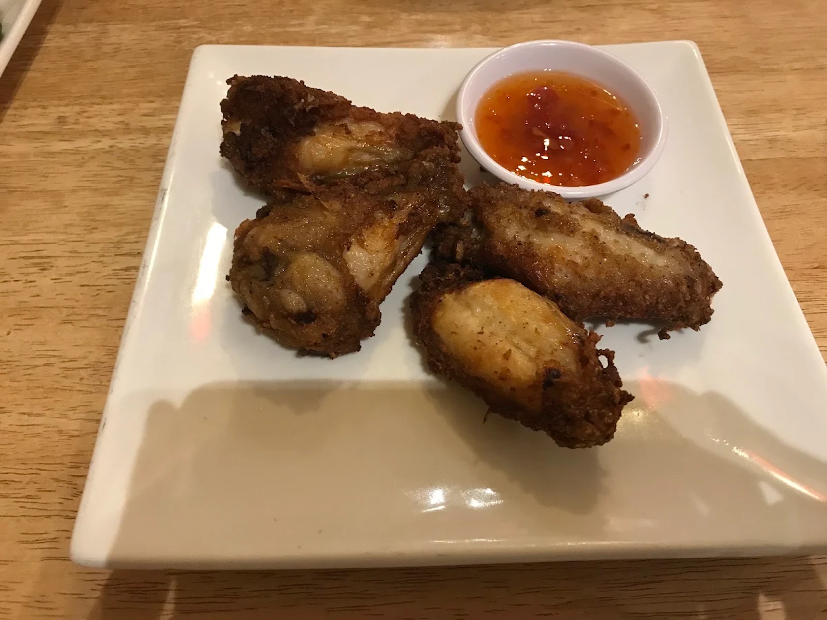 Crunchy Chicken Wings, Saigon Gate Cuisine