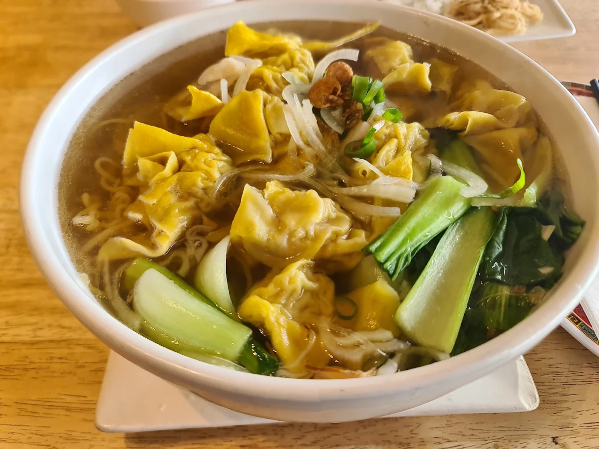 Wonton Noodle Soup, Saigon Gate Cuisine