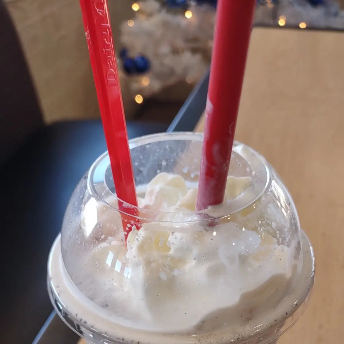 Vanilla Shake with Oreos