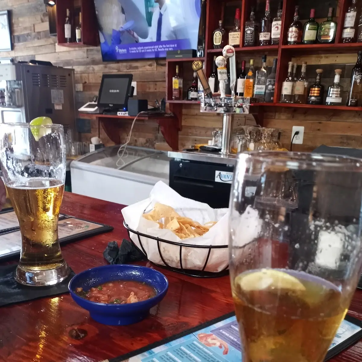 Chips and Salsa Modelo Draft