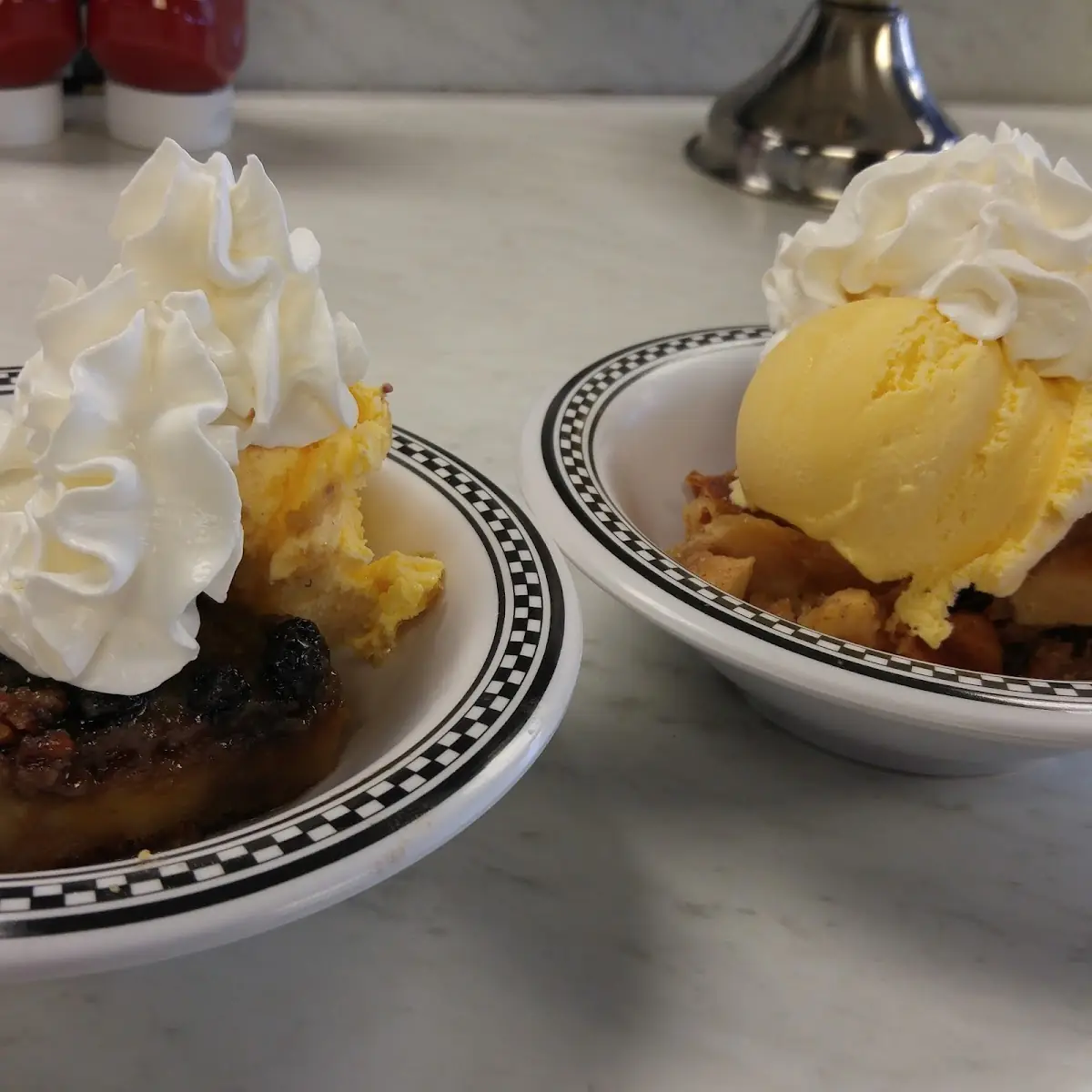 Bread Pudding & Apple Pie