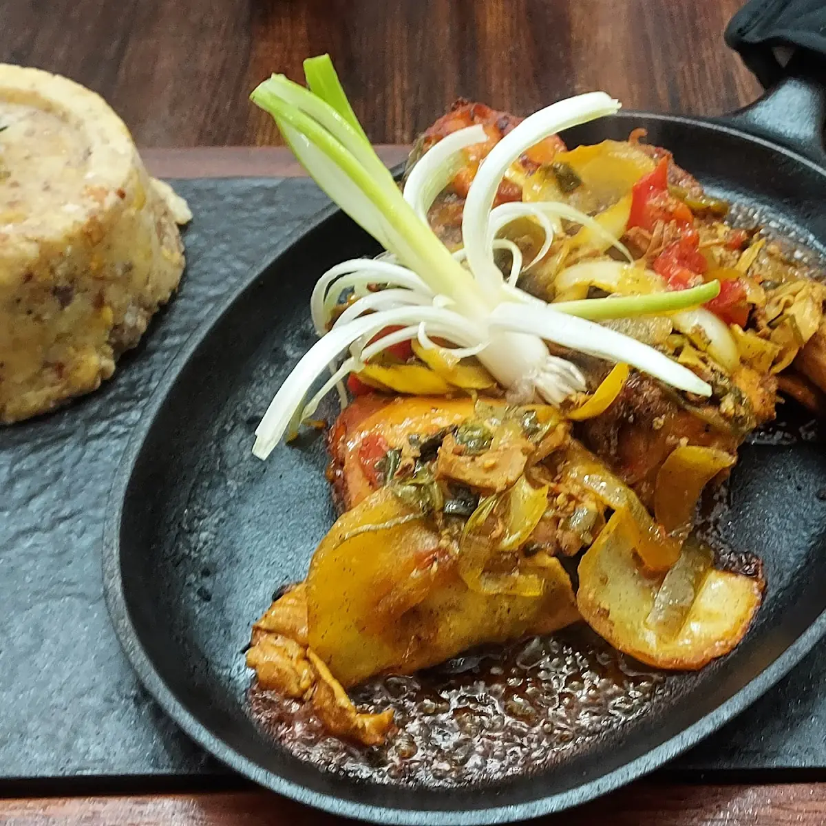 Mofongo De Pollo Chicken Fried Mashed Plantains