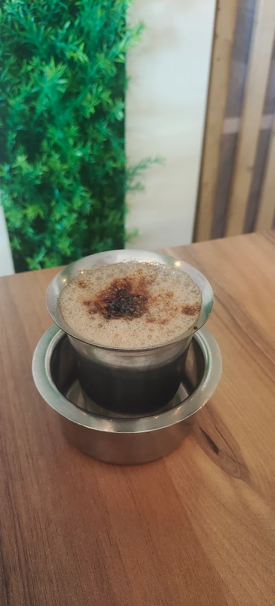 Madras Coffee, Paandian Vilas
