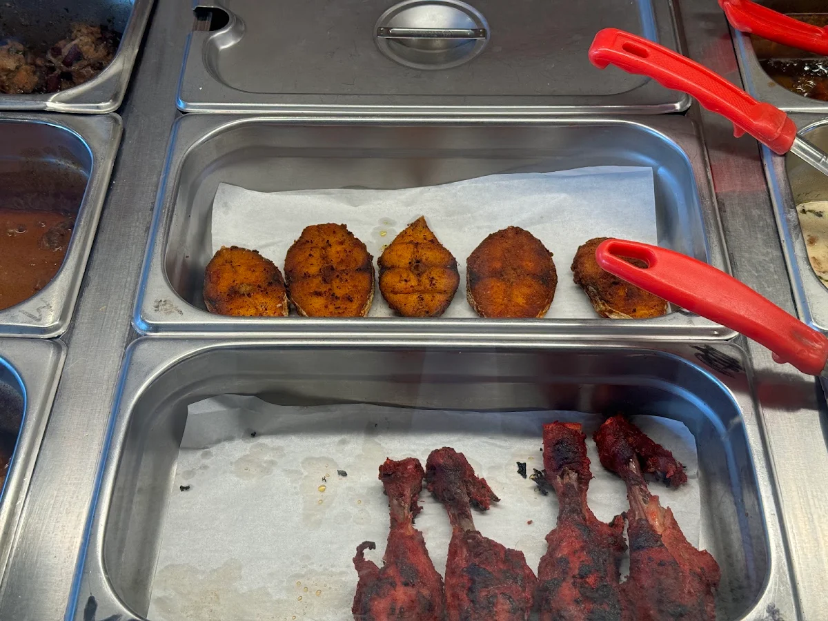 Tandoori Chicken, Paandian Vilas