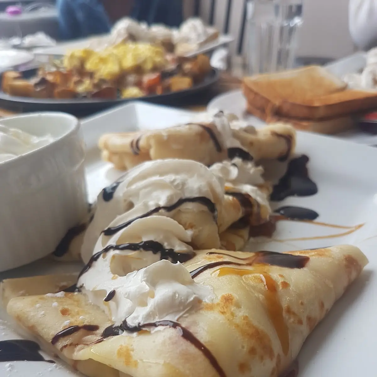 Crepes, TOAST