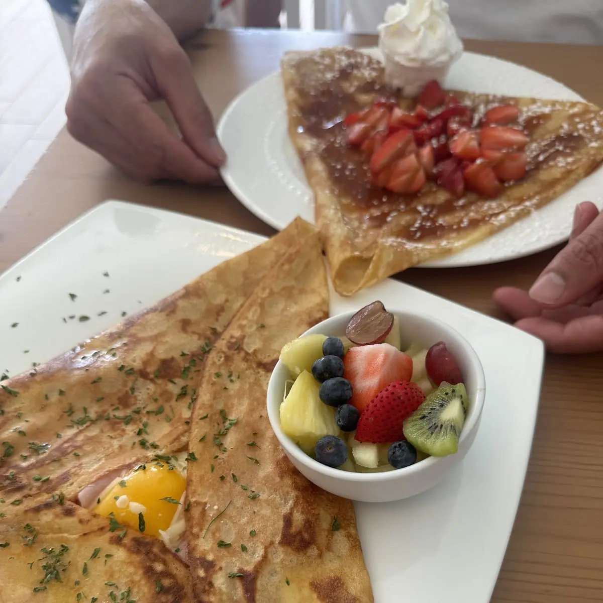 Sweet Crêpe with Fresh Fruit
