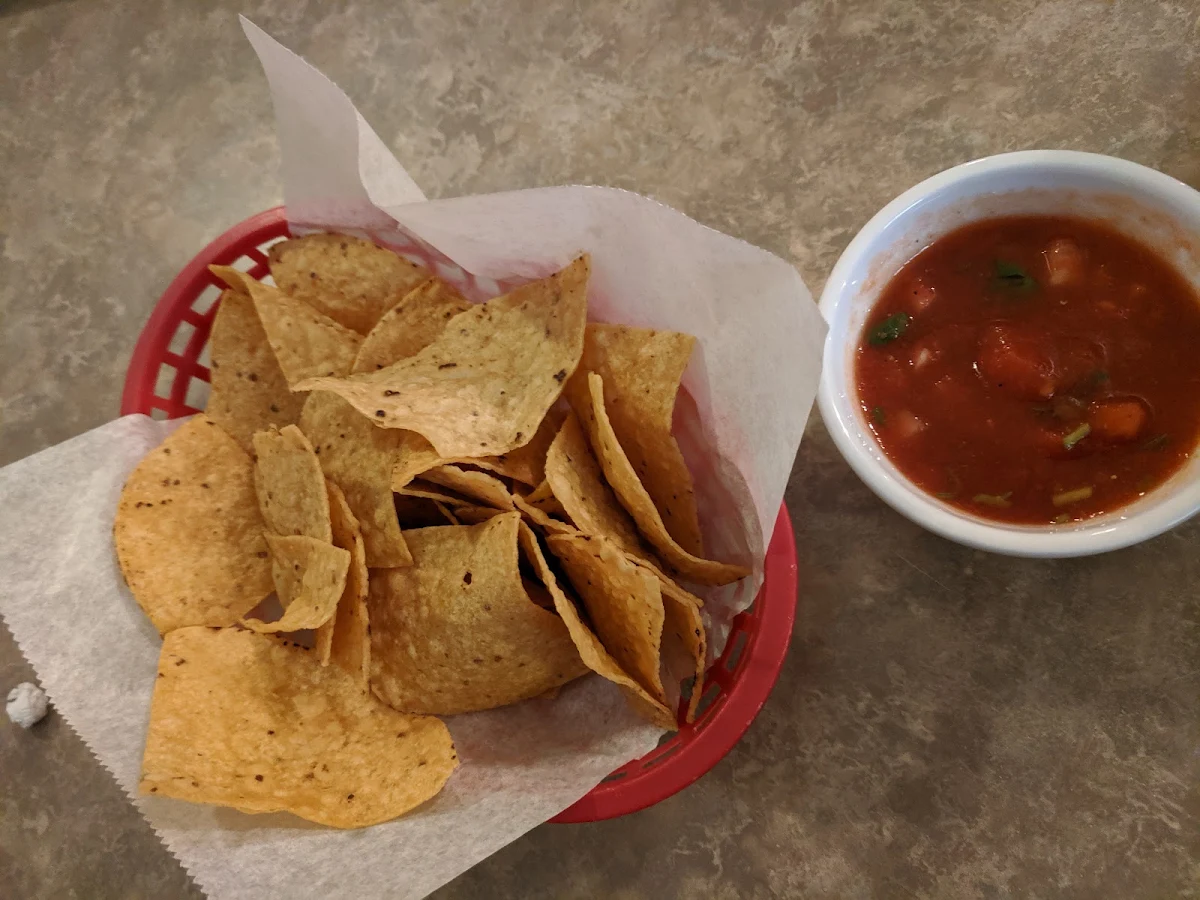 Carry Out Chips & Salsa