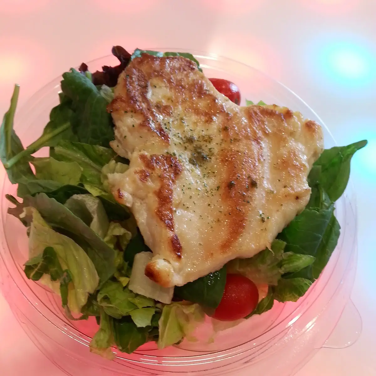 Side Salad with Grilled Chicken