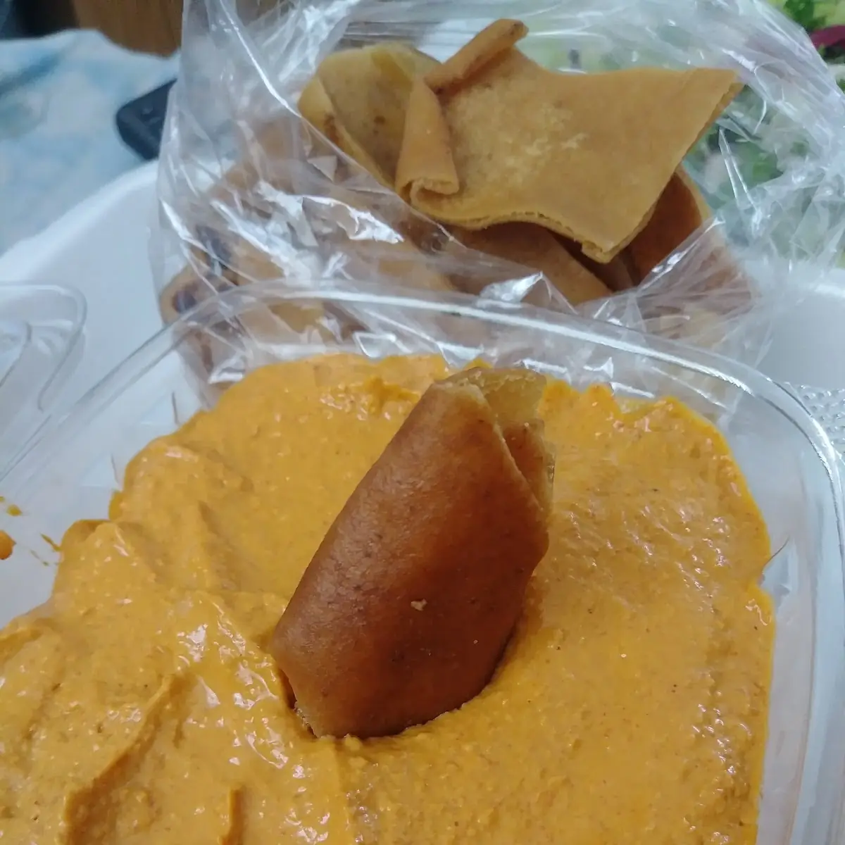Spicy Hummus with Pita Chips