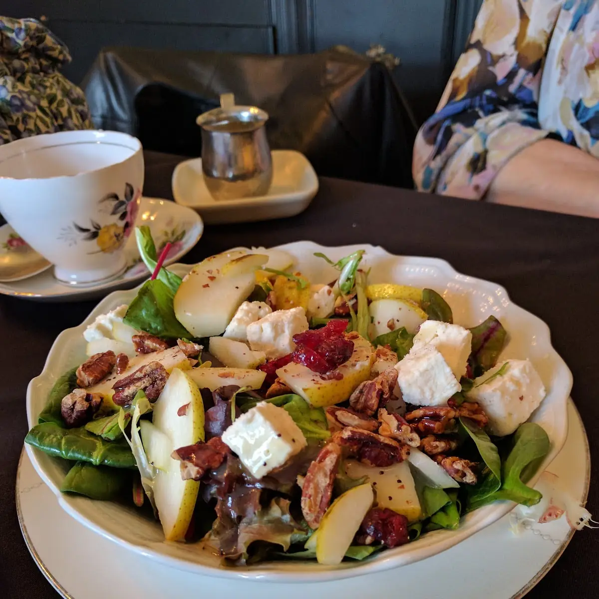 Grande Windsor Pear Salad