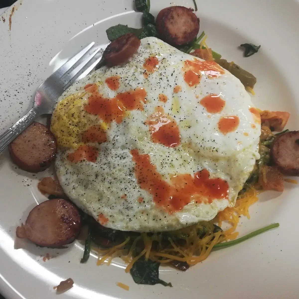 Healthy Spinach Pepper Turkey Sausage Egg Bowl