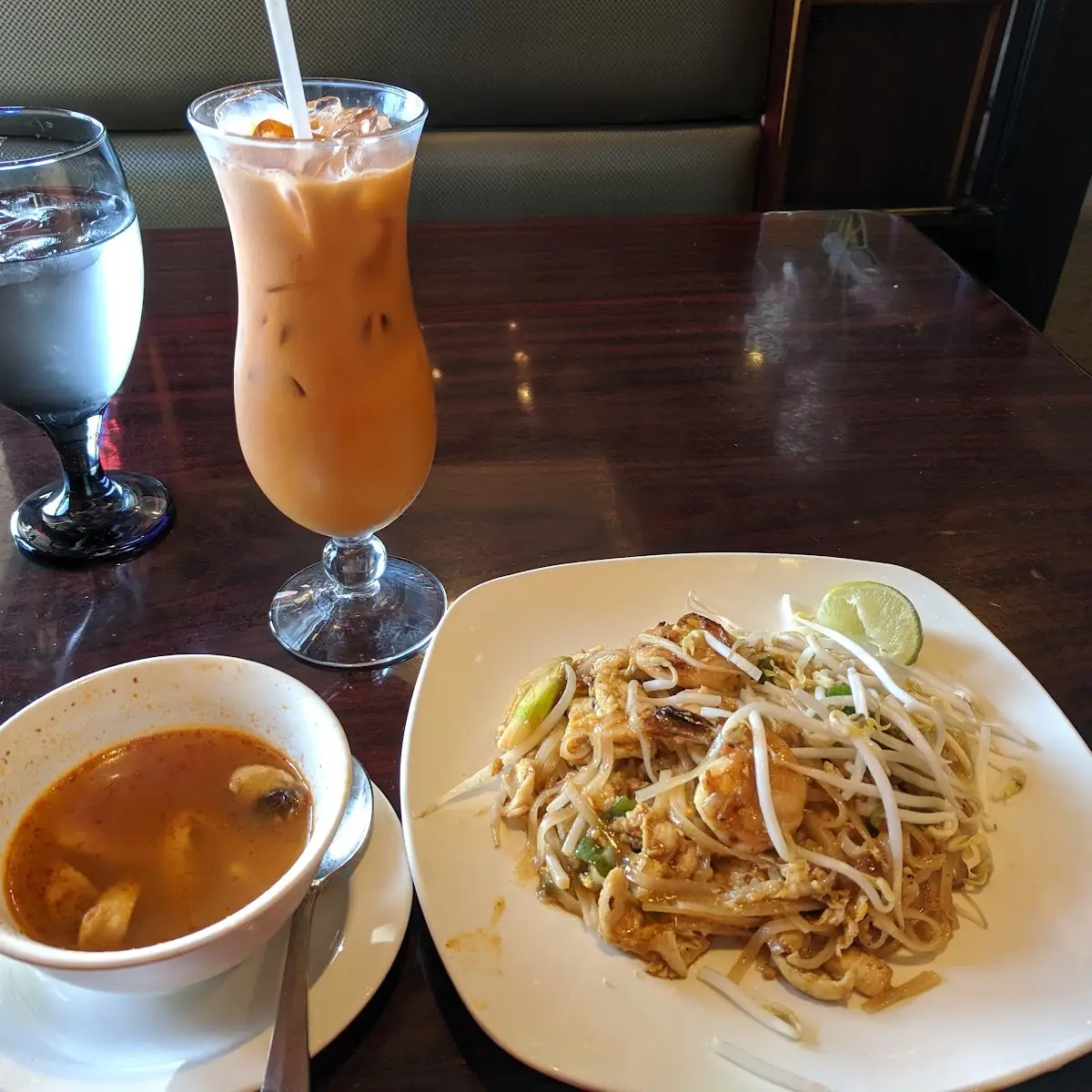 Pad Thai & Thai Iced Tea