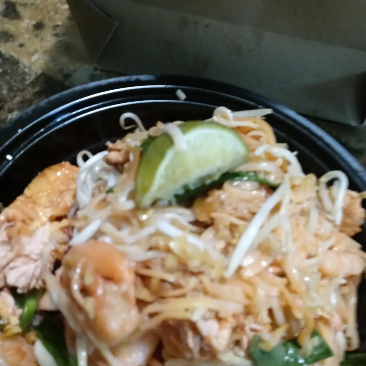 Pad Thai Chicken with Shrimp