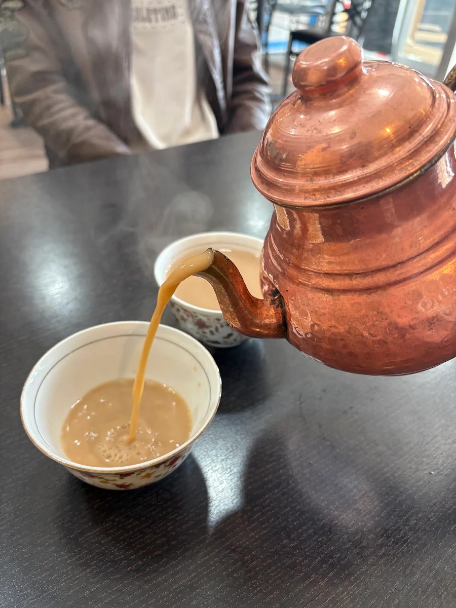 Uyghur Tea, Kroran Uyghur Cuisine