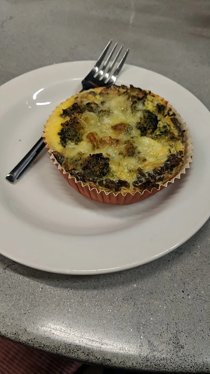 Broccoli Cheddar Quiche