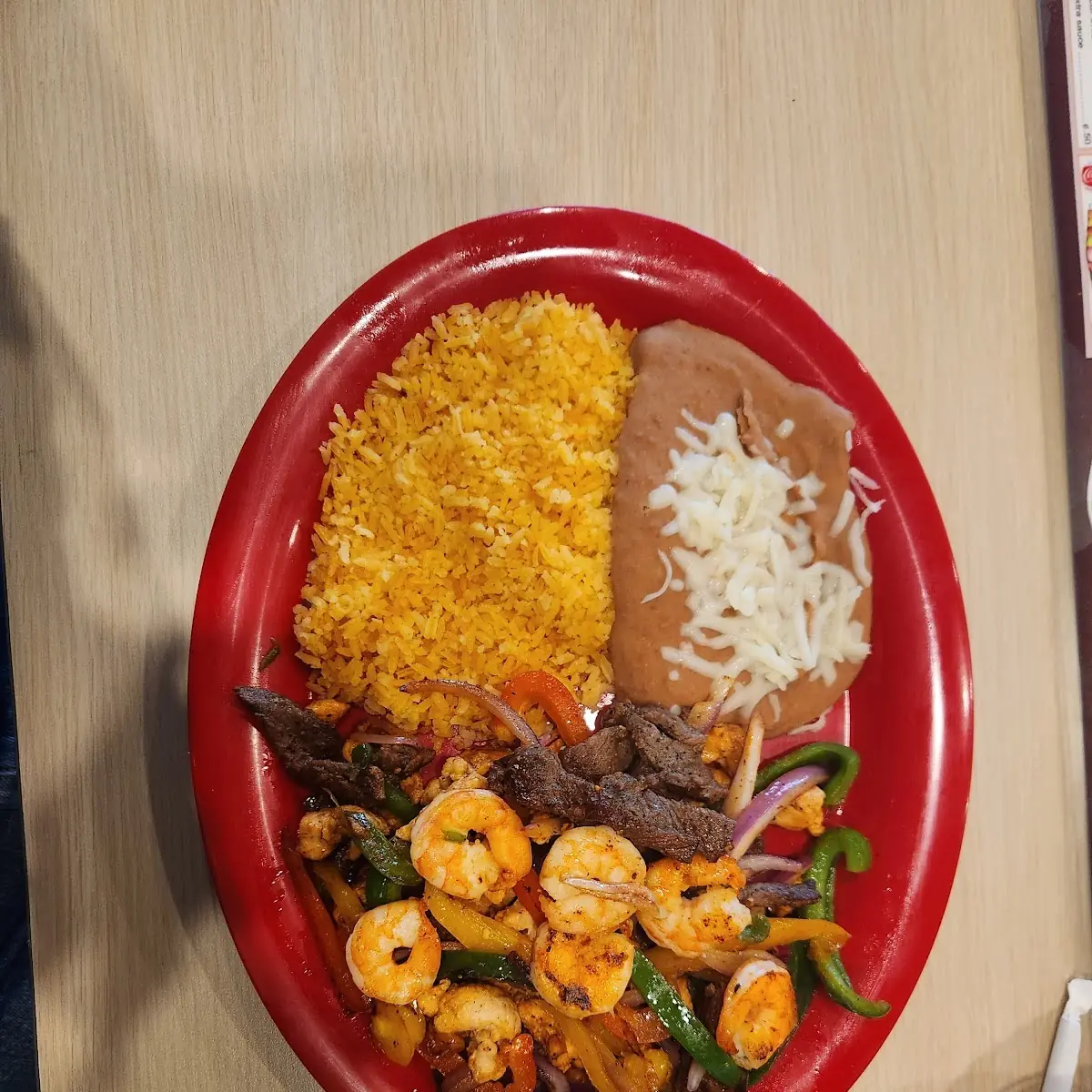Shrimp Quesadilla with Meet and Chiken