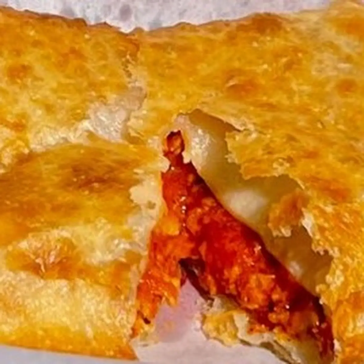 Pepperoni Pizza Puff