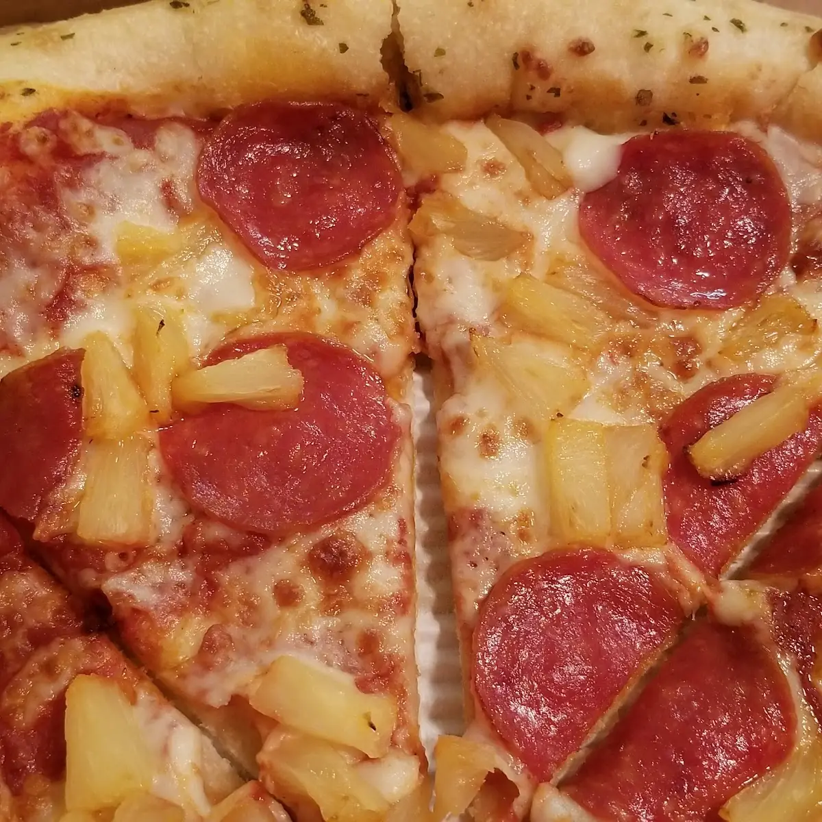 Hawaiian Pizza