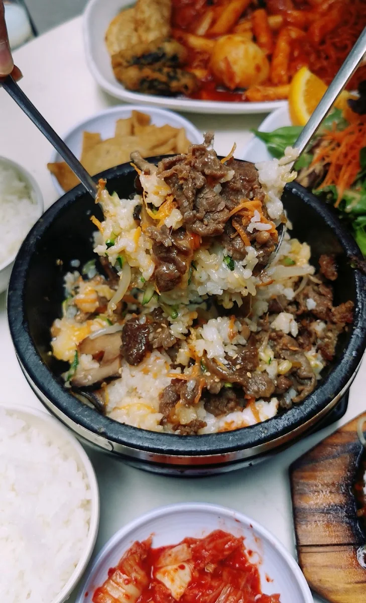Beef Dolsot Bibimbap, CJ Lunch Bar