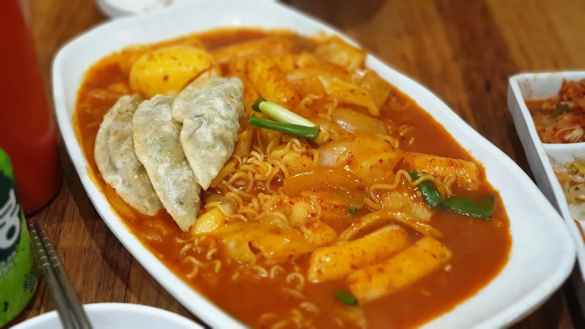 Special Tteokbokki, CJ Lunch Bar