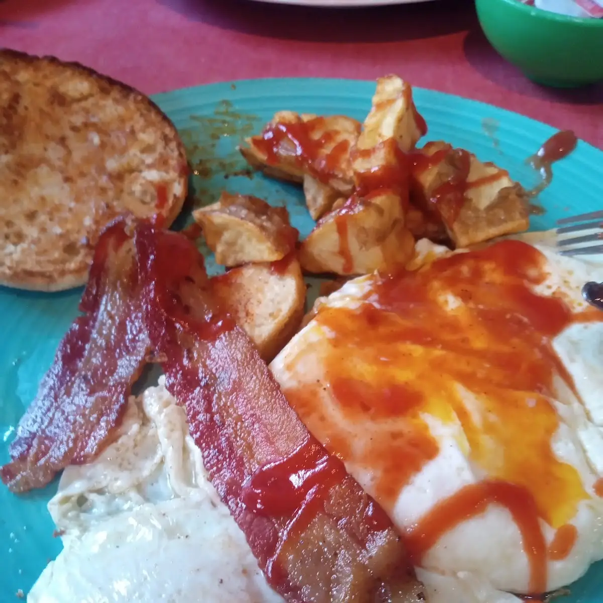 Eggs Bacon& Home Fries