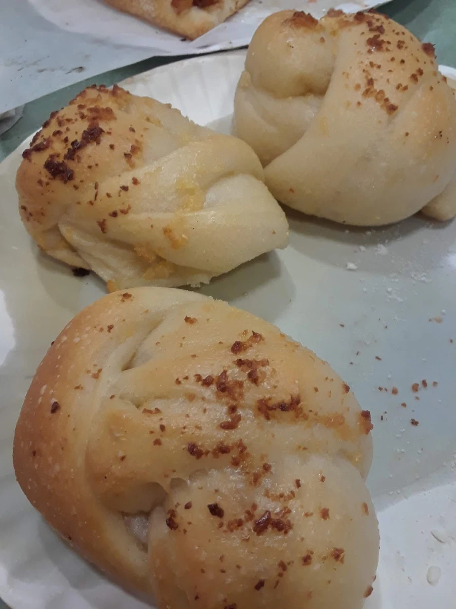 Garlic Knots 1