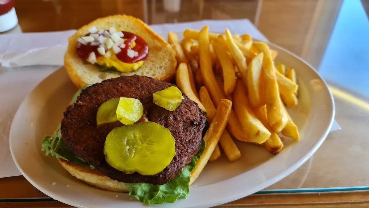 Veggie Burger, Log Cabin