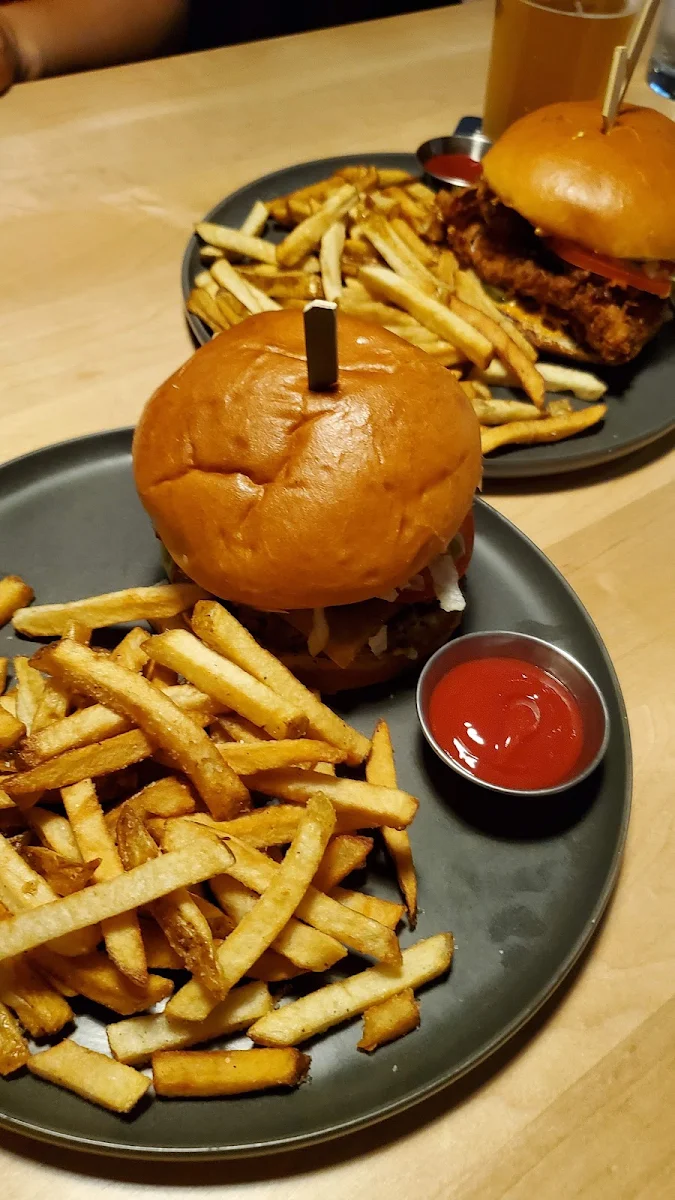 Cheeseburger and Fries