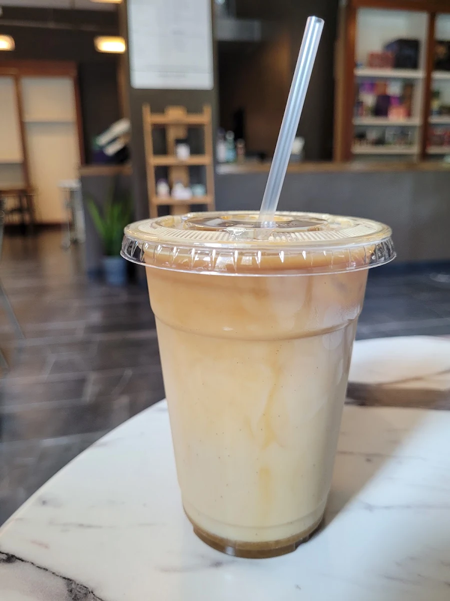 Iced Caramel Macchiato