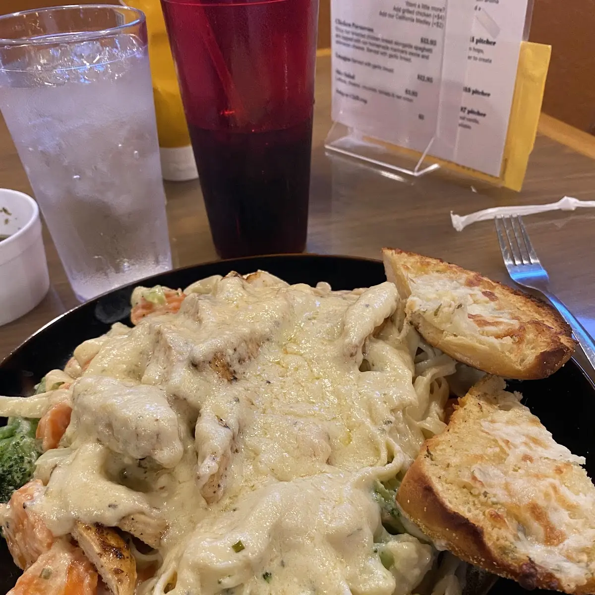 Alfredo Pasta with Grilled Chicken