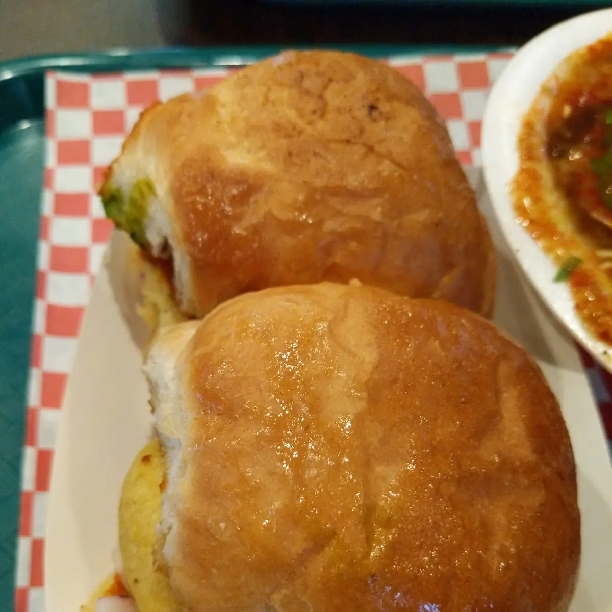 Masala Vada Pav