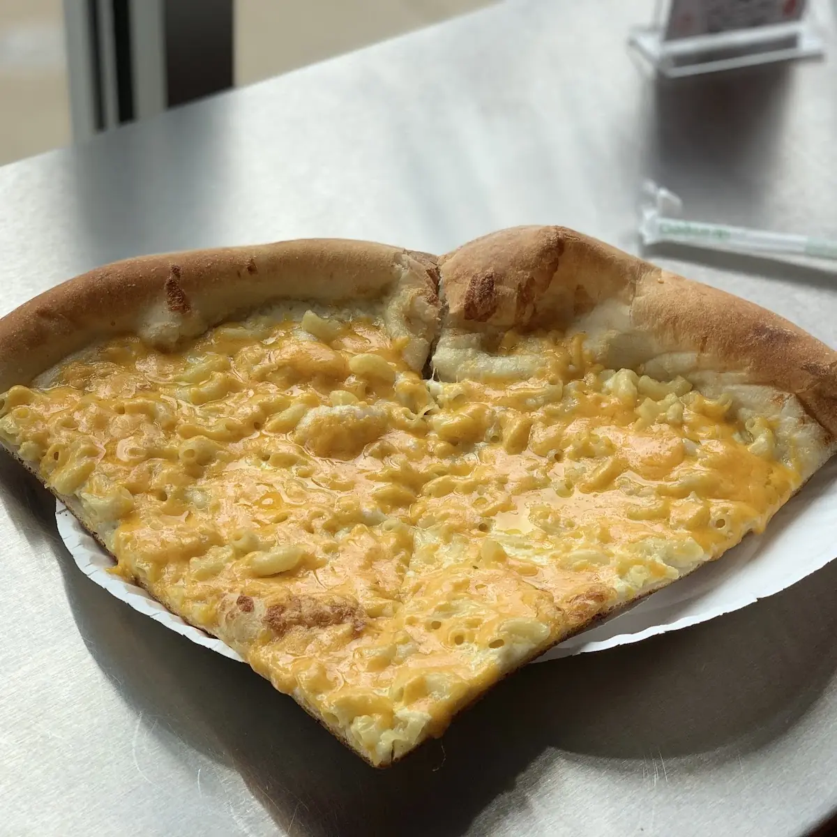 Mac N Cheese Pizza Ever