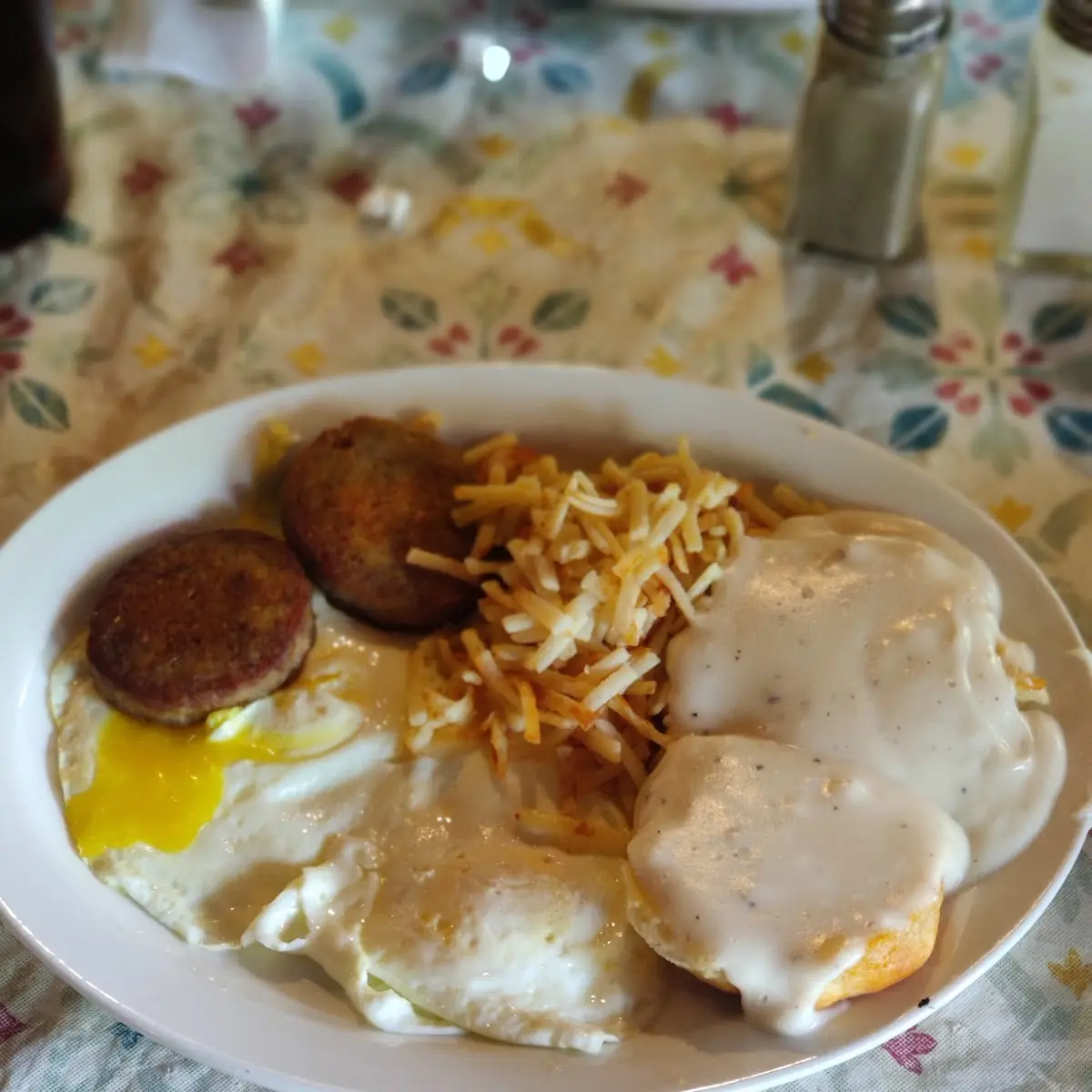 Biscuits and Gravy Hash Browns