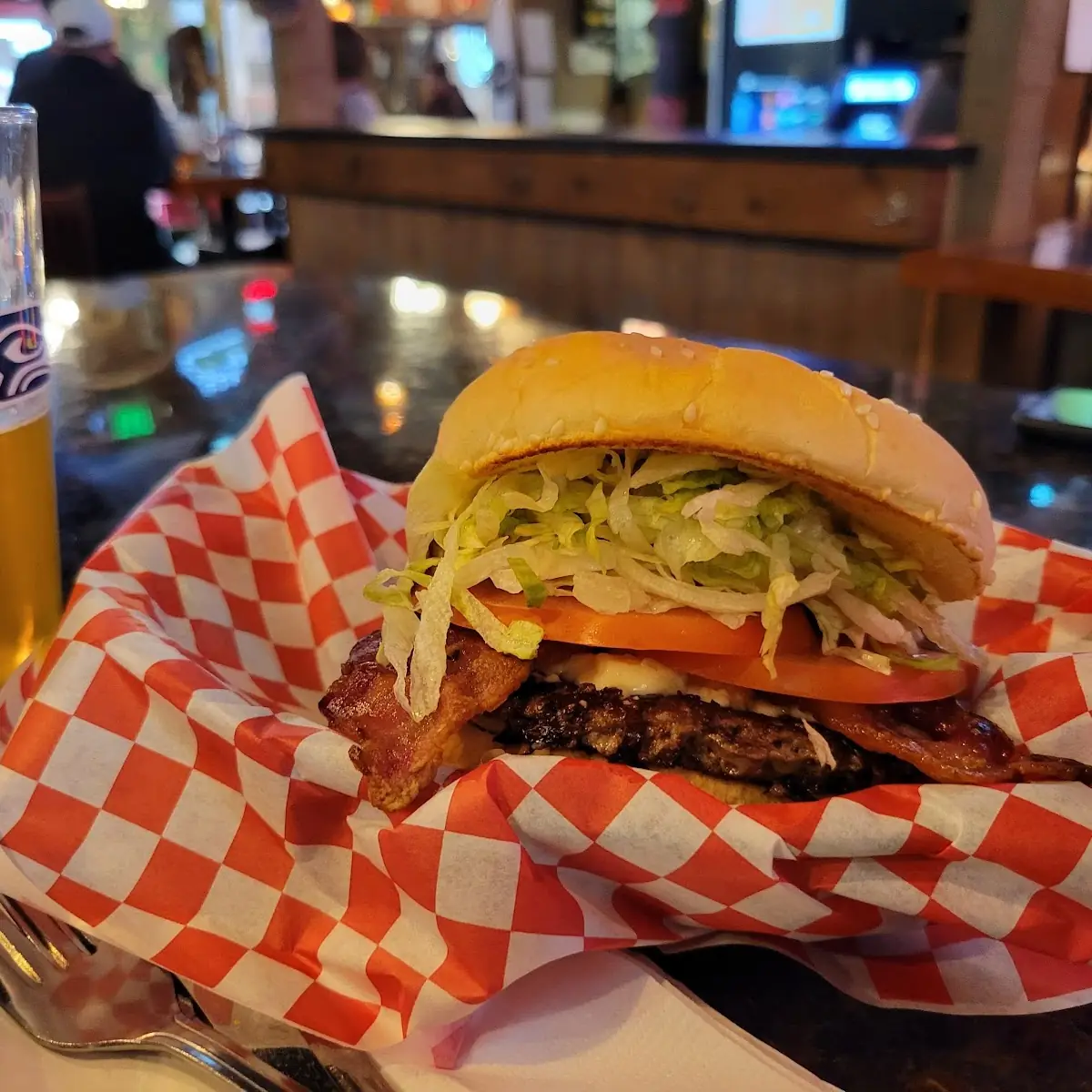 Pints & Quarts Burger