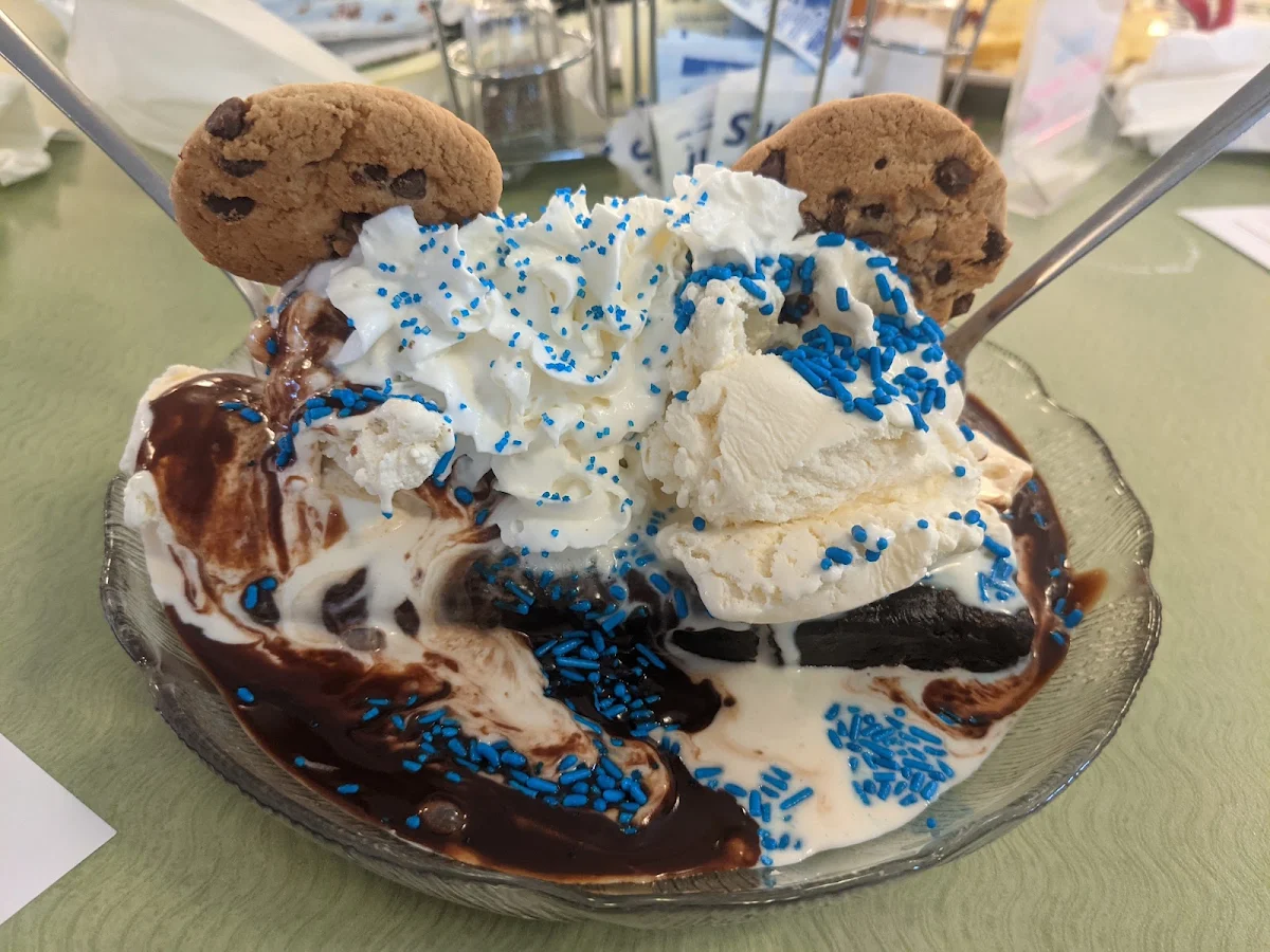 Cookie Monster Sundae