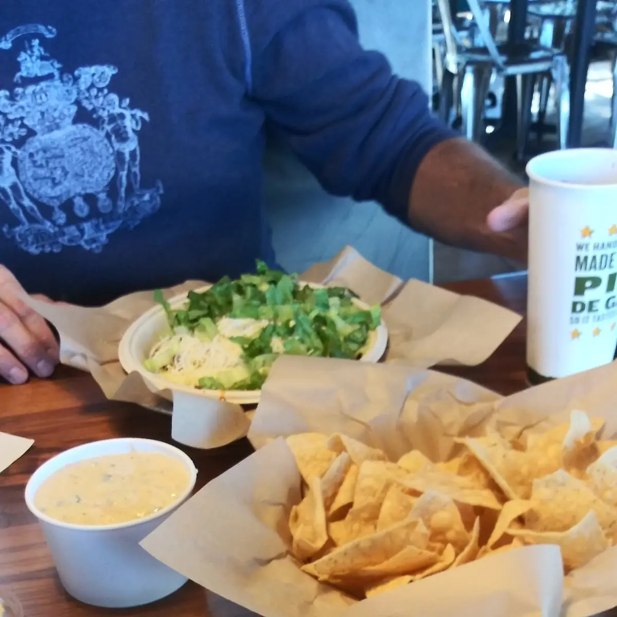 Nachos and Queso Dip