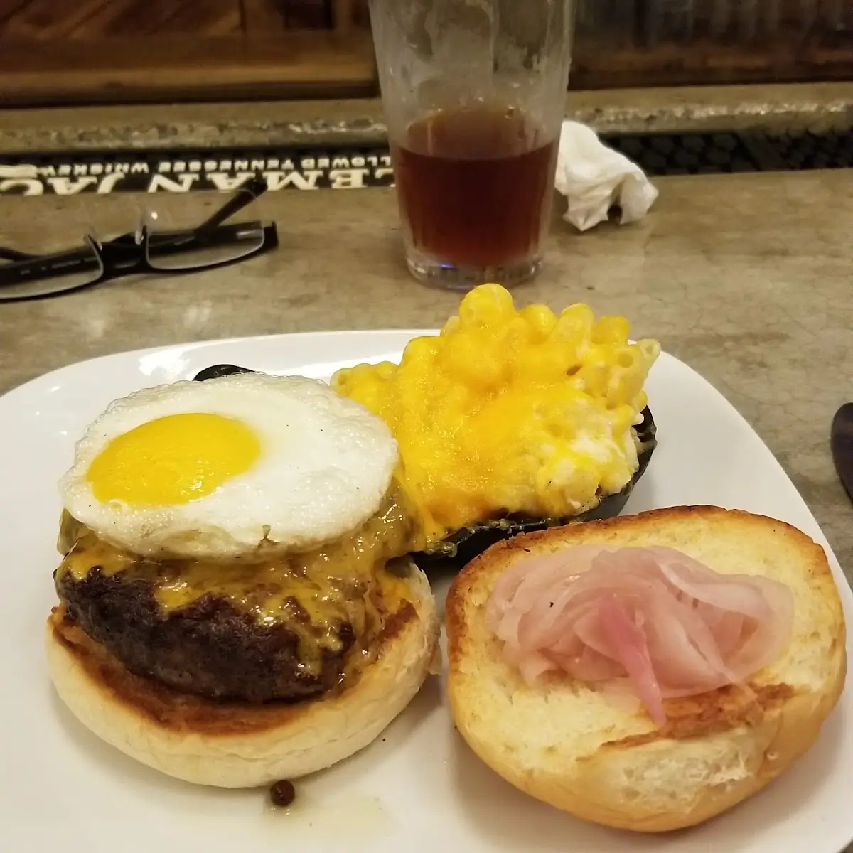 House Burger w Egg