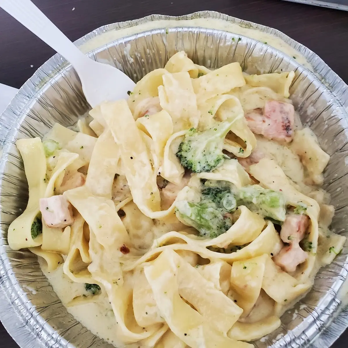 Fettuccine with Chicken & Broccoli