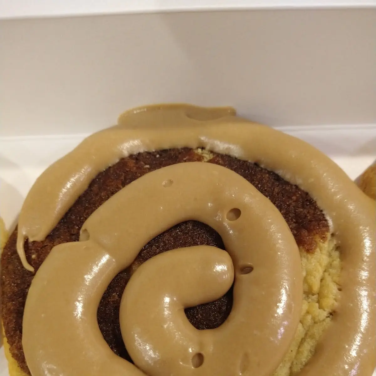 Cinnamon Roll with Maple Frosting Cookie