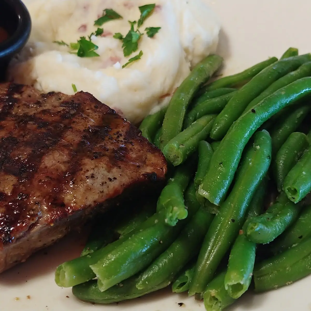 6oz Sirloin Steak Lunch