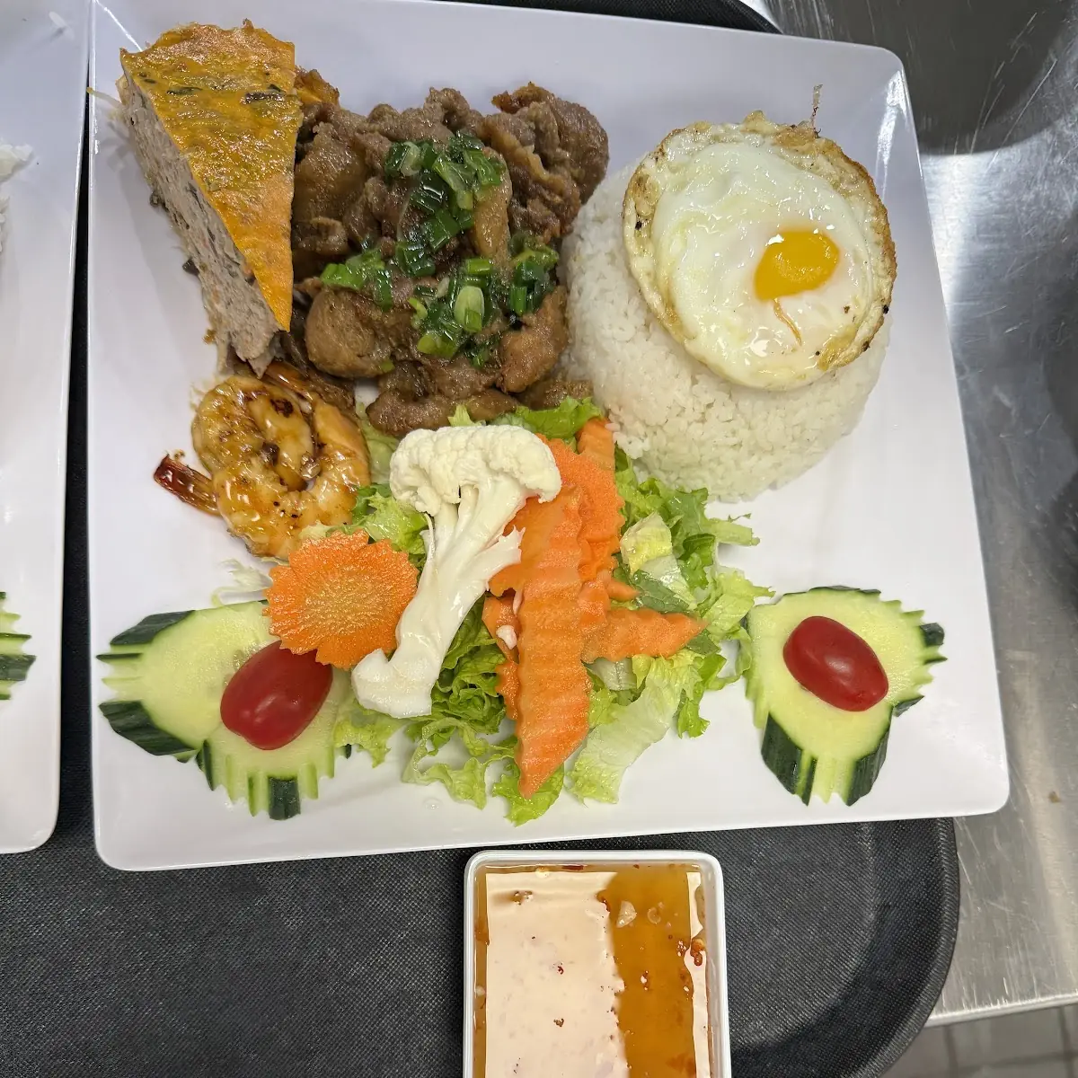 Special Broken Rice Plate Com DAC Biet