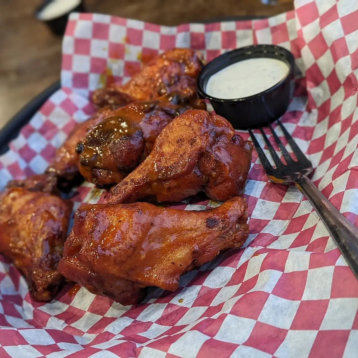 6 Wings with Joker Sauce