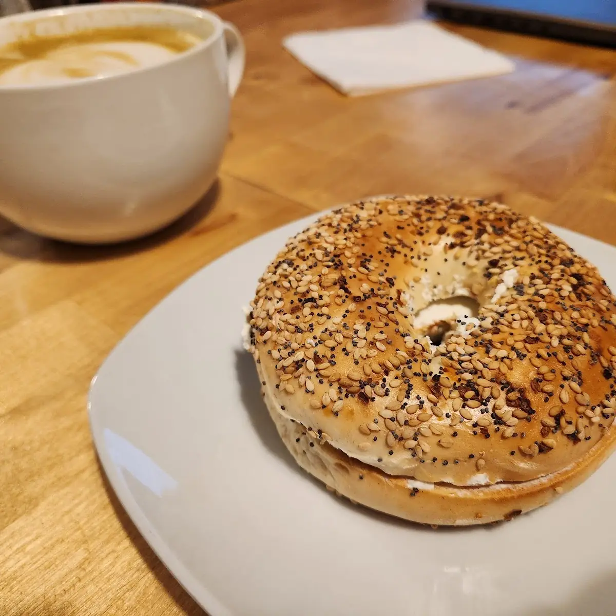 Bagel w Cream Cheese