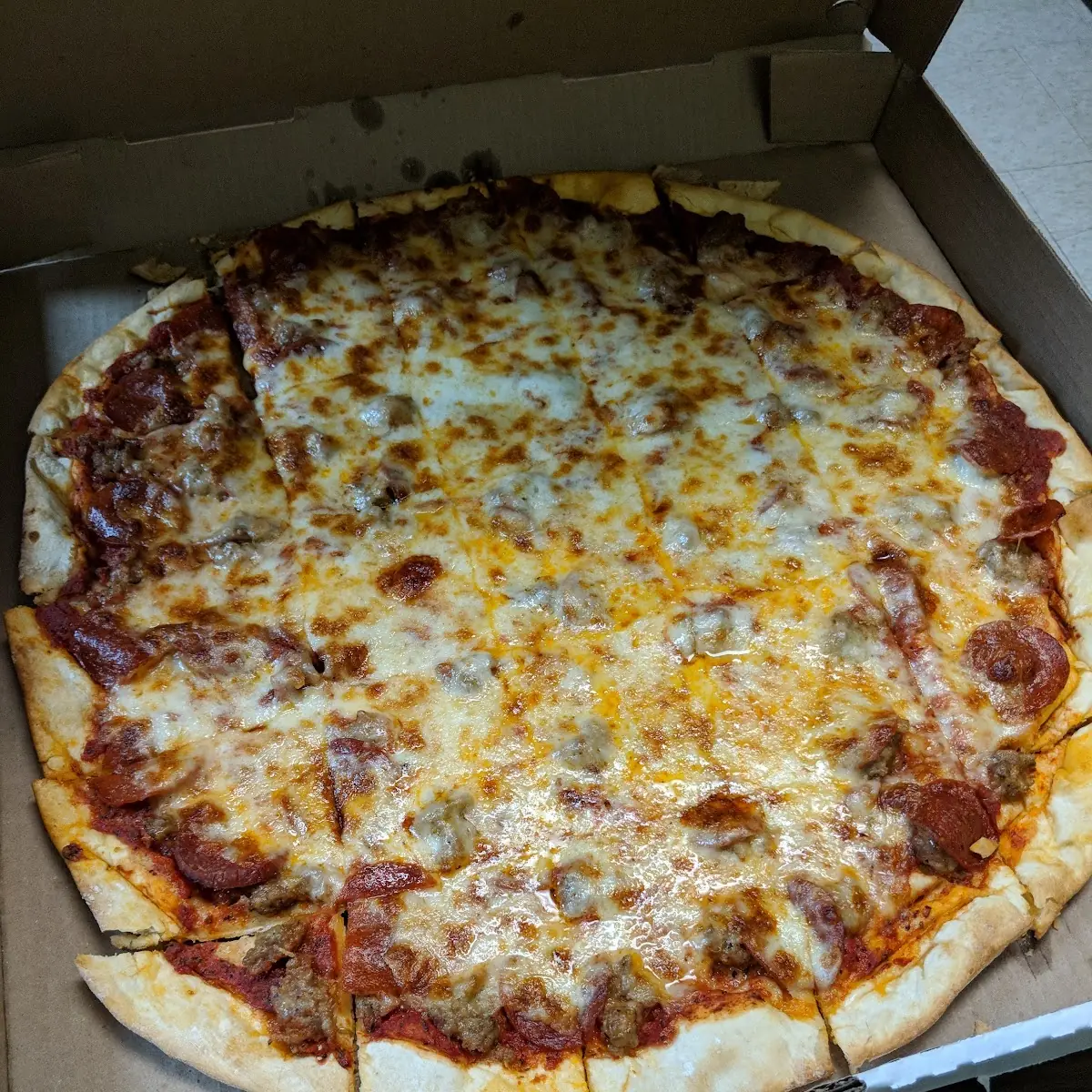 Whole Margherita Pizza in Box