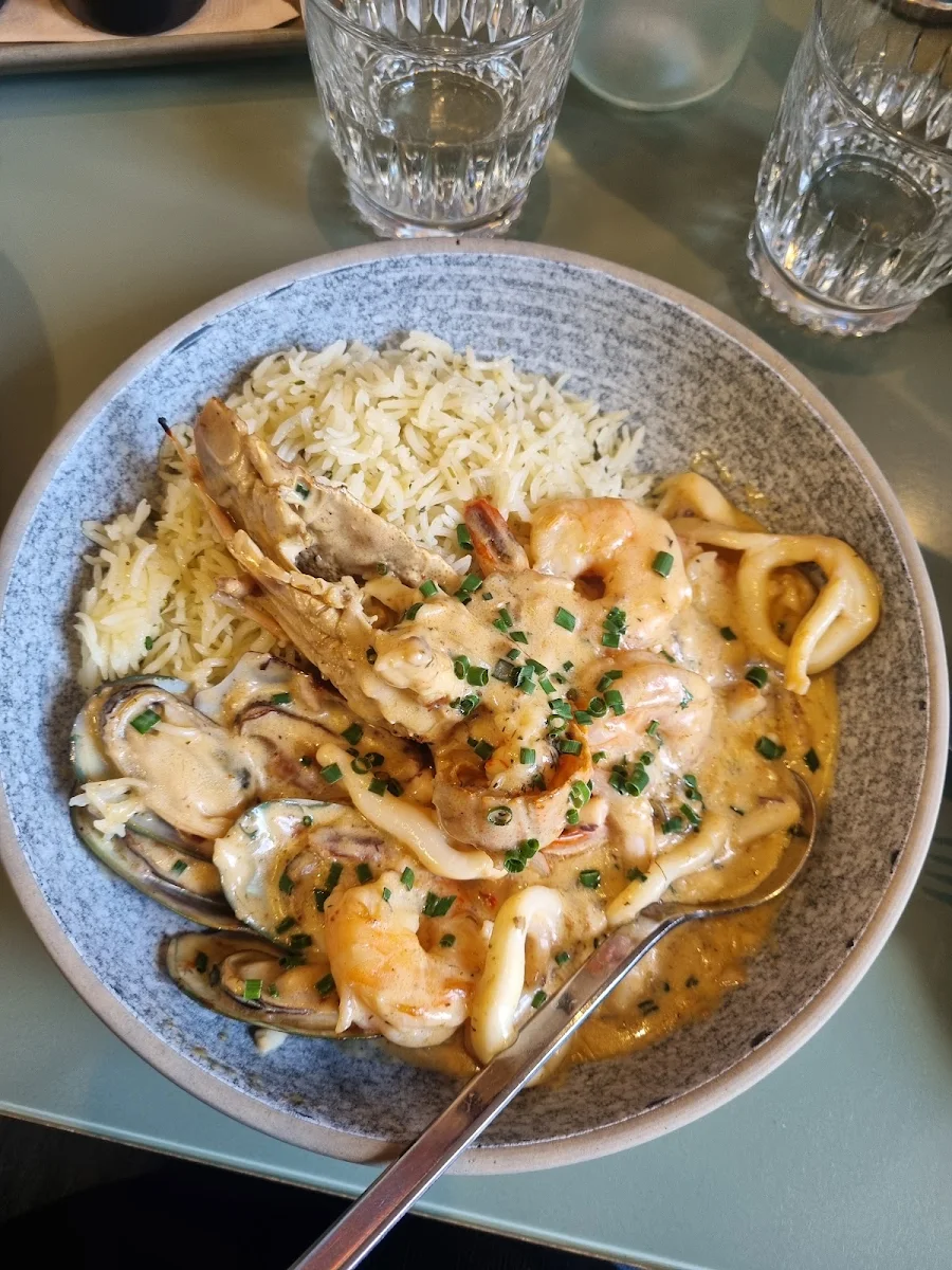 Seafood Metaxa